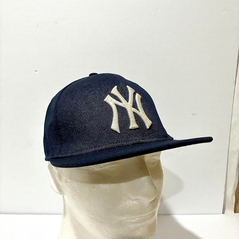 Team MLB Youth Baseball Hat Black New York Yankees
